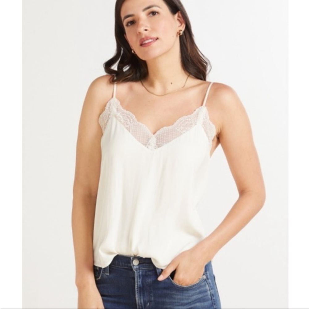 Forever21 white lace tank
